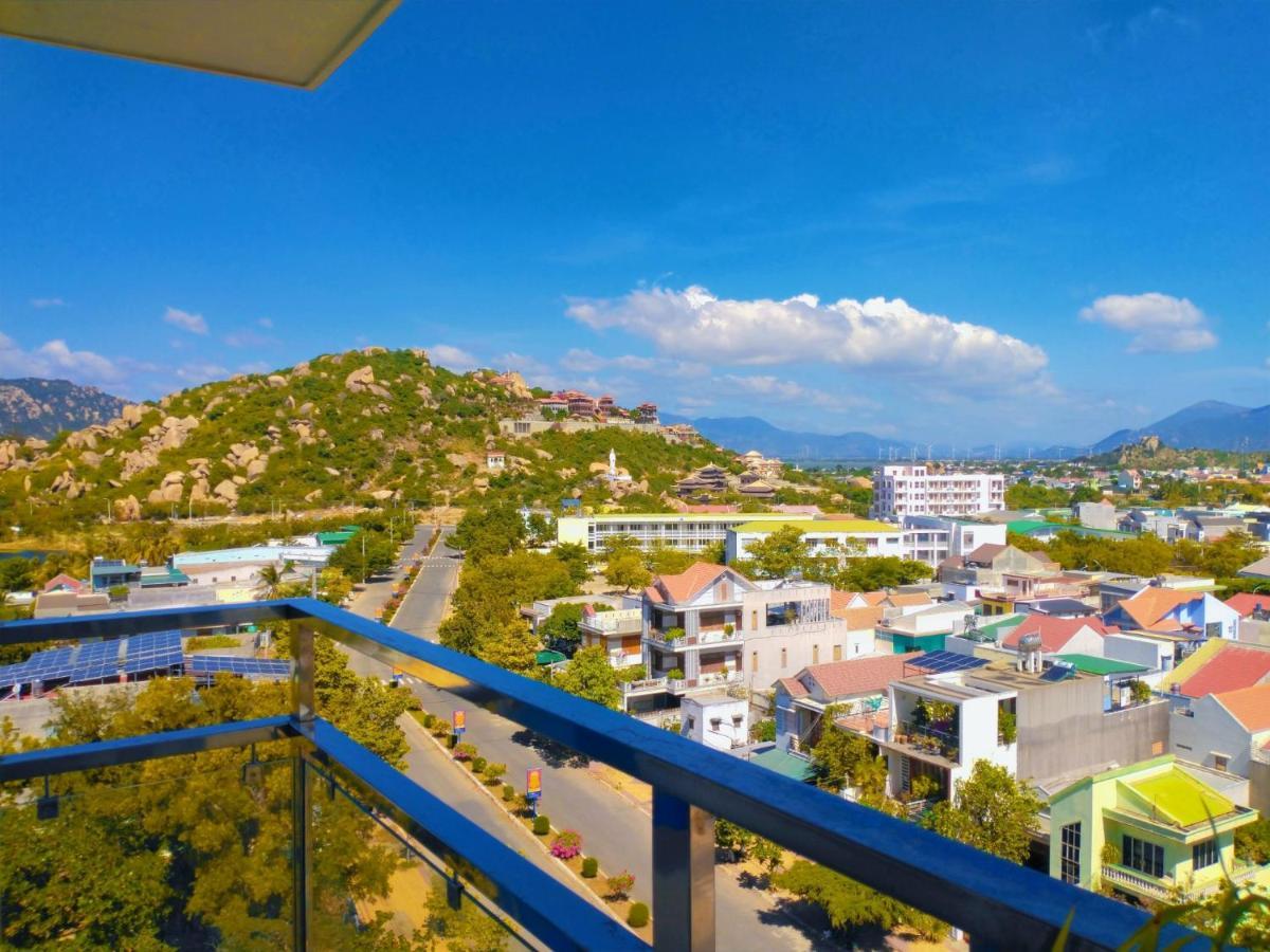 Hotel KháCh SạN Sunrise Ninh ThuạN Phan Rang-Tháp Chàm Esterno foto