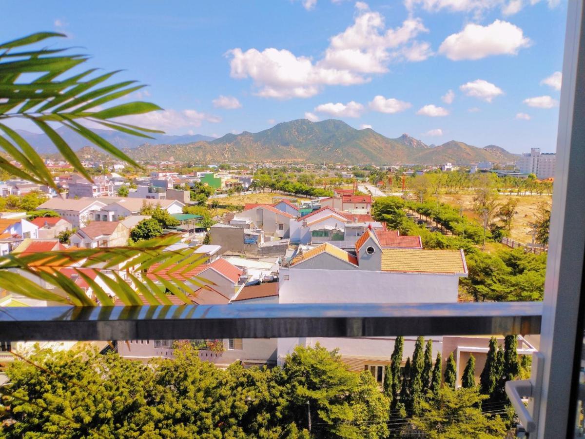 Hotel KháCh SạN Sunrise Ninh ThuạN Phan Rang-Tháp Chàm Esterno foto