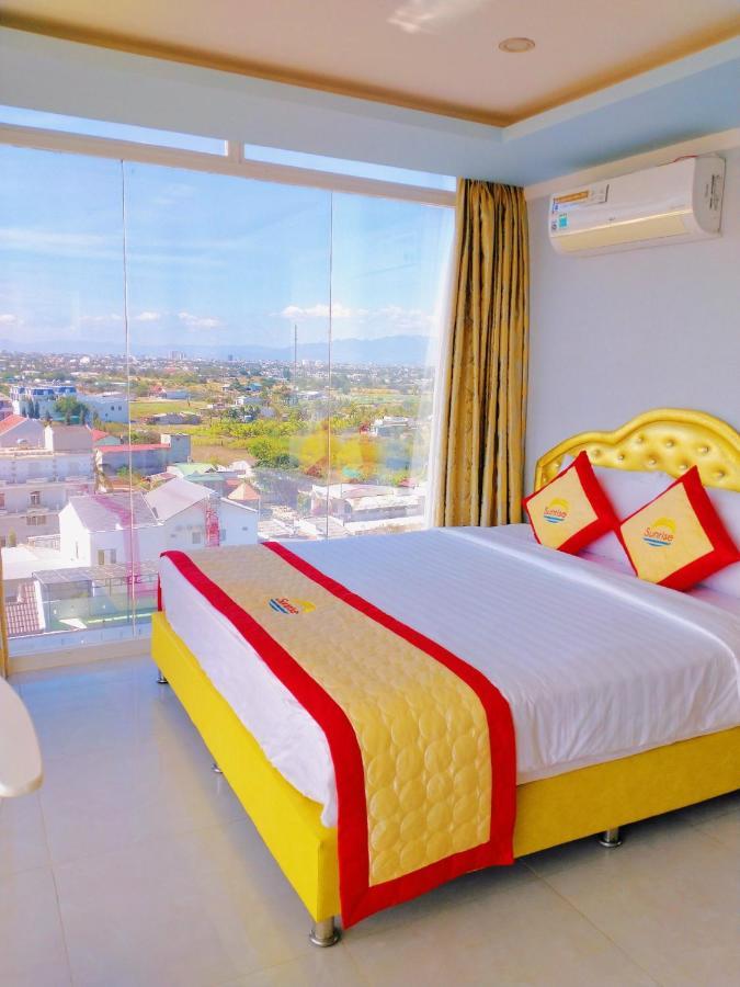 Hotel KháCh SạN Sunrise Ninh ThuạN Phan Rang-Tháp Chàm Esterno foto