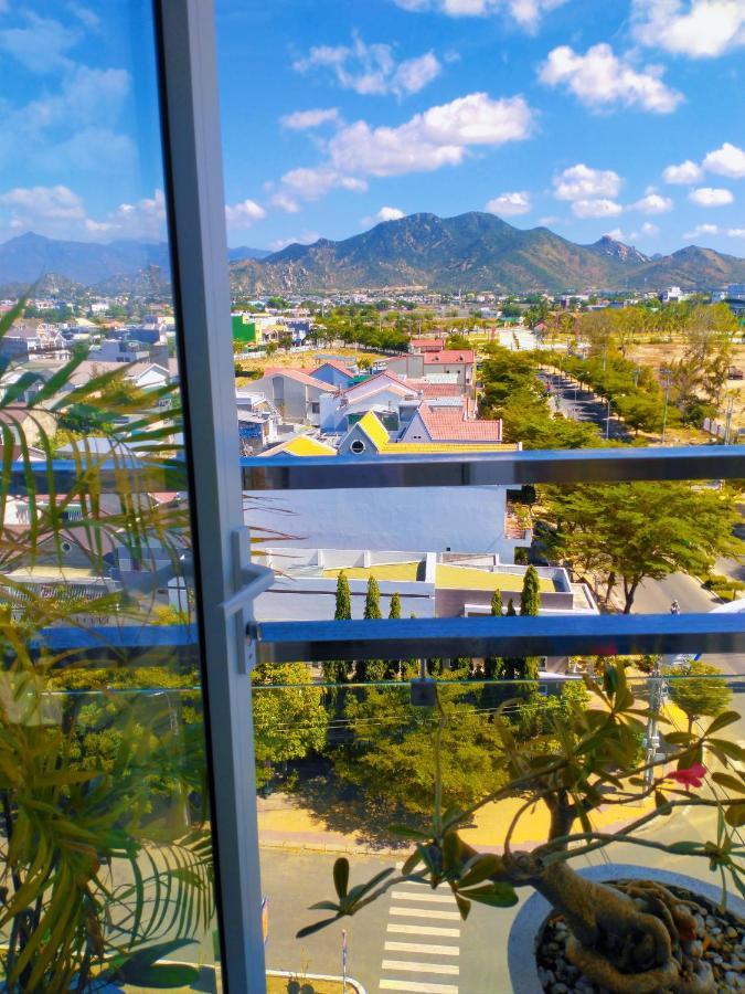 Hotel KháCh SạN Sunrise Ninh ThuạN Phan Rang-Tháp Chàm Esterno foto